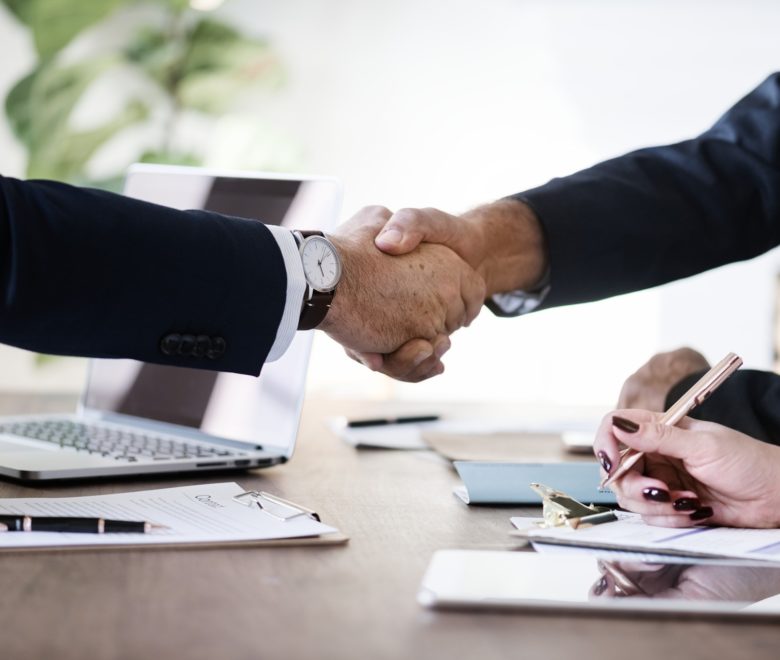 Nous agissons main dans la main avec nos fournisseurs 